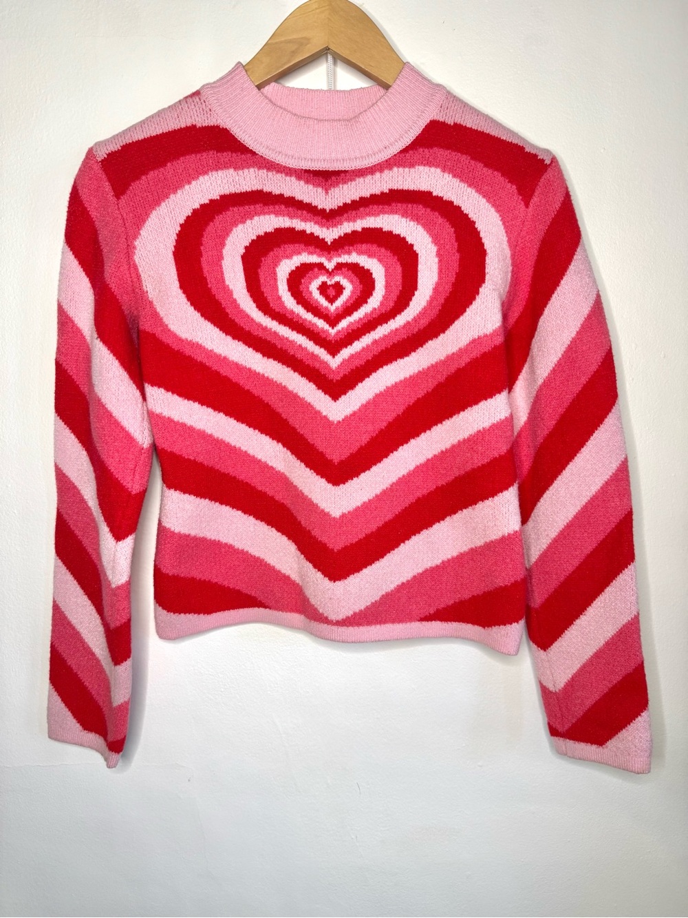 CIDER Heart Pattern MOD Sweater Pink & Red Small